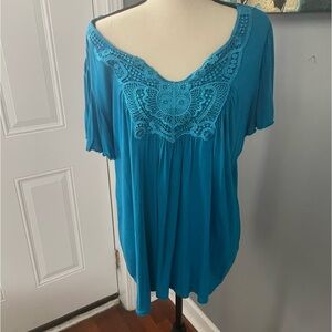 (We and let live )short sleeve embellished blouse turquoise Size 1X